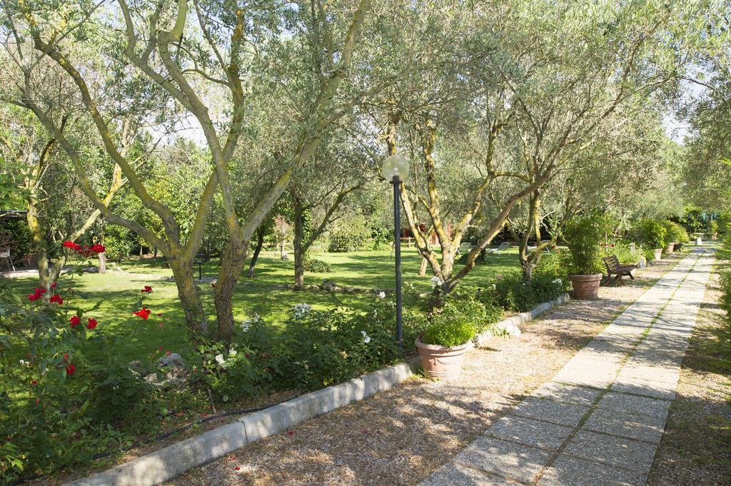 Country Apartments Castel di Decima ภายนอก รูปภาพ