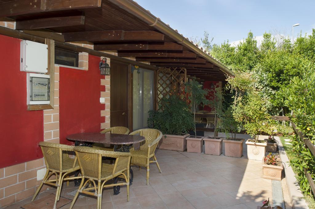 Country Apartments Castel di Decima ภายนอก รูปภาพ