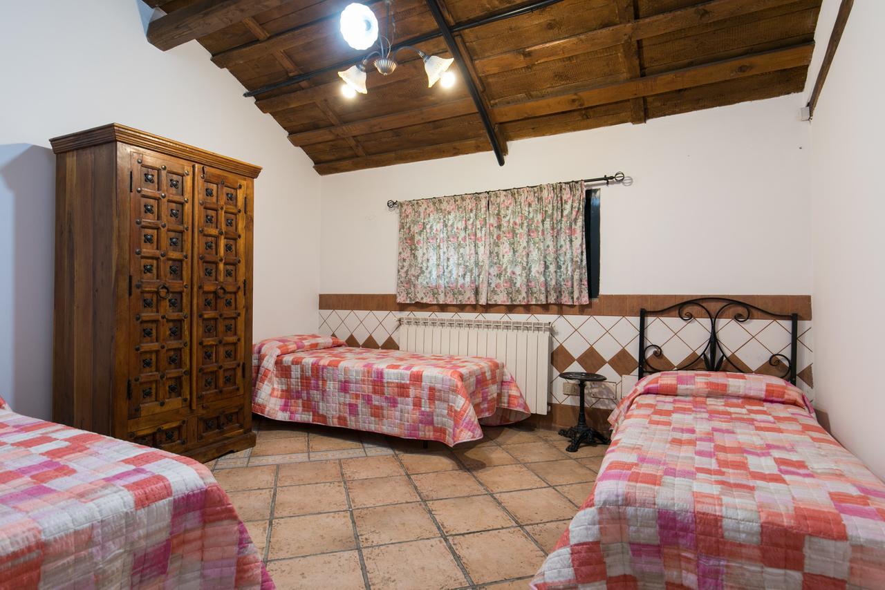 Country Apartments Castel di Decima ภายนอก รูปภาพ