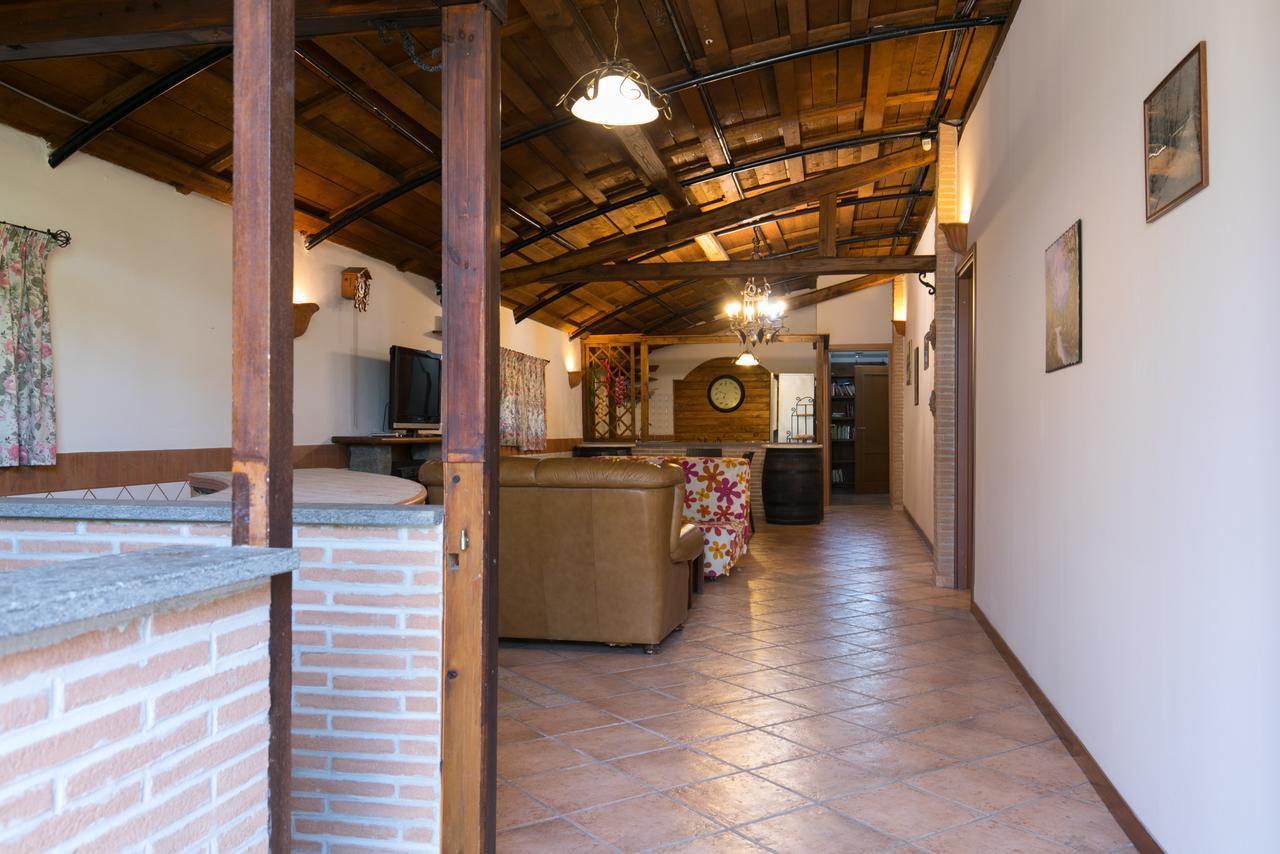 Country Apartments Castel di Decima ภายนอก รูปภาพ