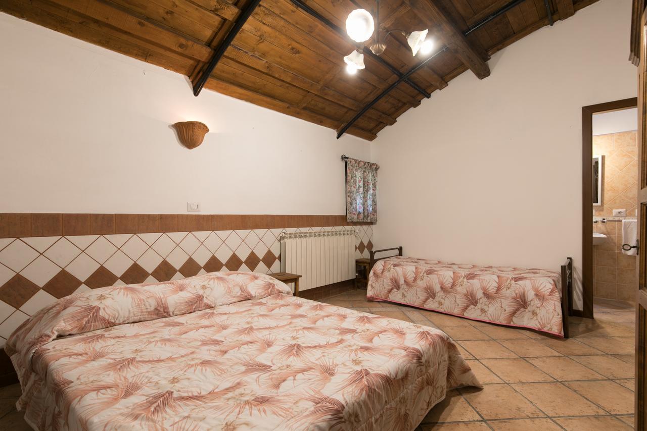 Country Apartments Castel di Decima ภายนอก รูปภาพ